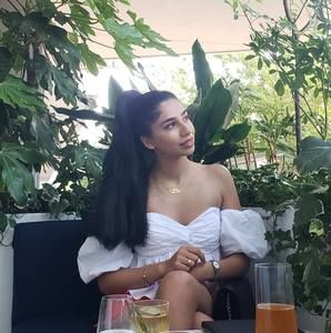 Meet your Posher, Pardis